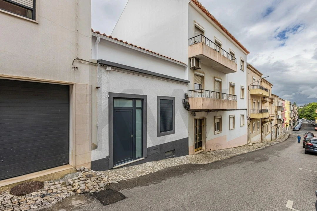 Moradia T3 para Venda em Romeira e Várzea Foto 7