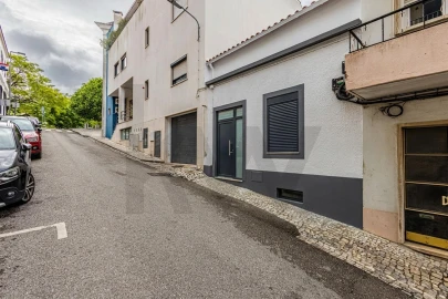 Moradia T3 para Venda em Romeira e Várzea