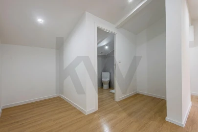 Moradia T3 para Venda em Romeira e Várzea