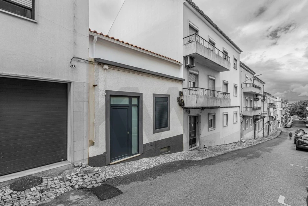 Moradia T3 para Venda em Romeira e Várzea Foto 8