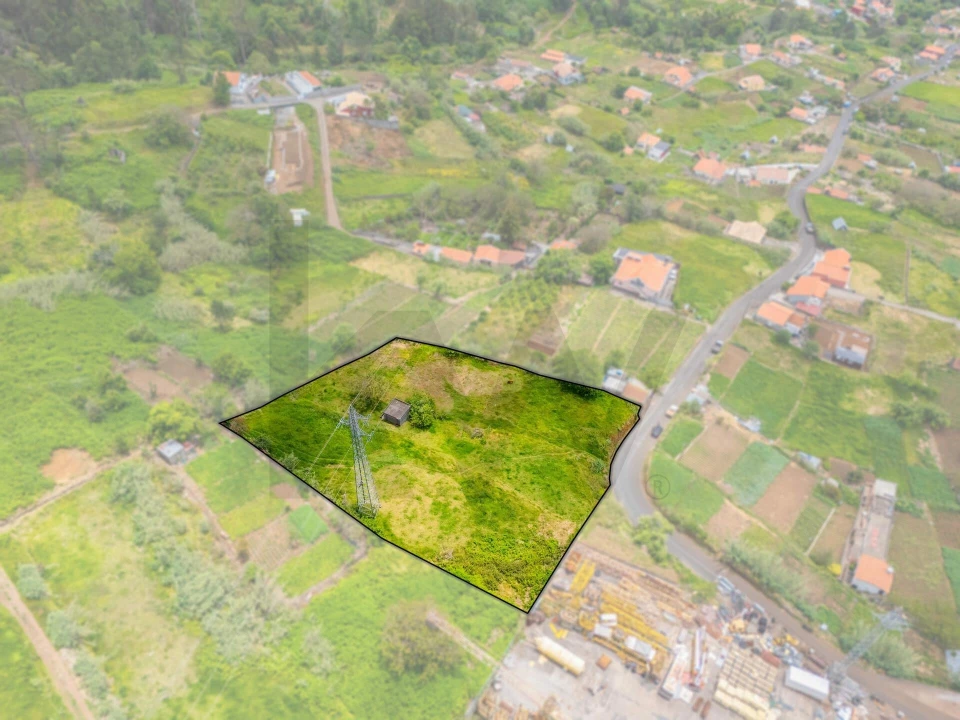 Terreno para Venda em Canhas Foto 13