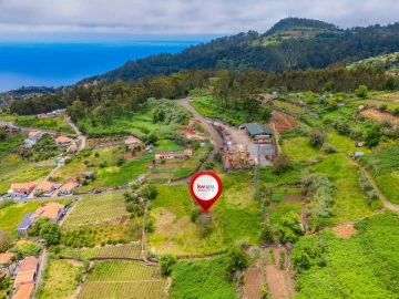 Terreno para Venda em Canhas