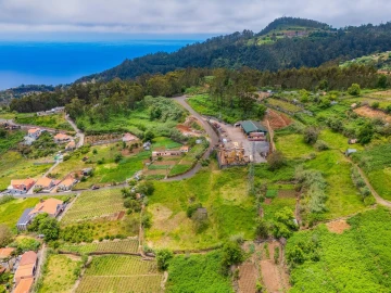 Terreno para Venda em Canhas
