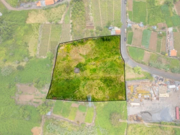 Terreno para Venda em Canhas