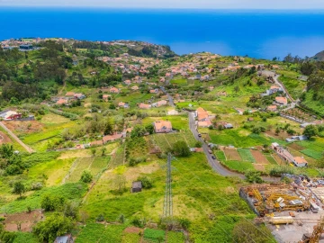 Terreno para Venda em Canhas