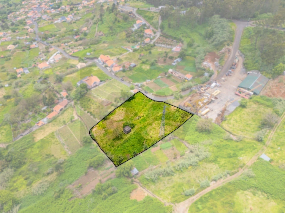 Terreno para Venda em Canhas Foto 11