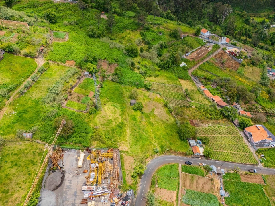Terreno para Venda em Canhas Foto 14