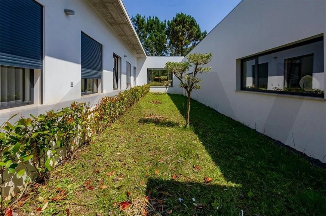 Quinta T5 para Venda em Calvaria de Cima Foto 46