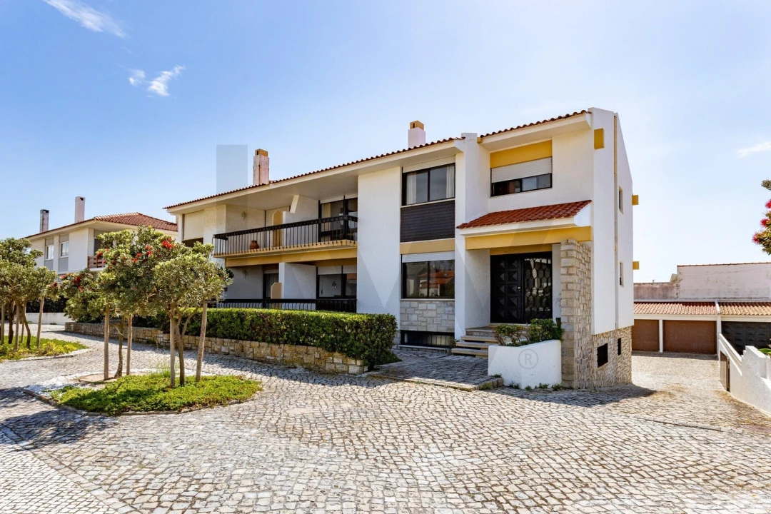 Moradia T7 para Venda em Marinha Grande Foto 7