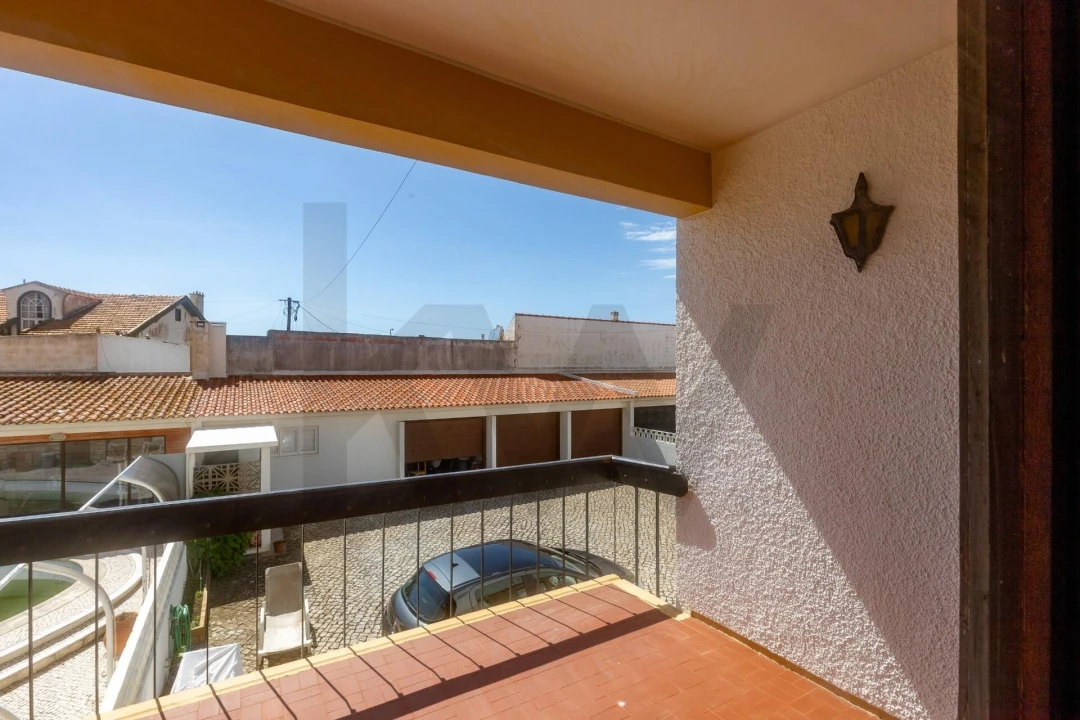 Moradia T7 para Venda em Marinha Grande Foto 35