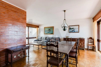 Moradia T7 para Venda em Marinha Grande