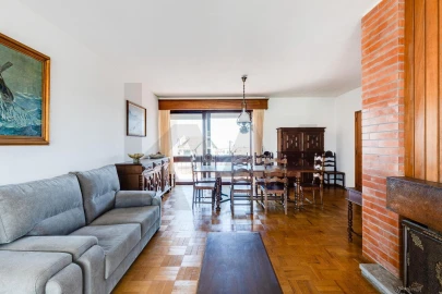 Moradia T7 para Venda em Marinha Grande