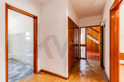 Moradia T7 para Venda em Marinha Grande