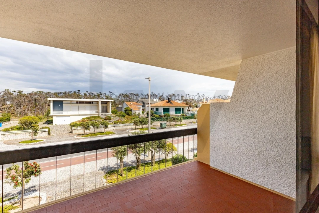 Moradia T7 para Venda em Marinha Grande Foto 16