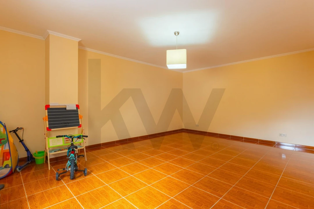 Moradia T3 para Venda em Campeã Foto 41