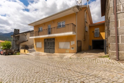 Moradia T3 para Venda em Campeã