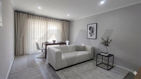 Apartamento T2 para Venda em Almada, Cova da Piedade, Pragal e Cacilhas