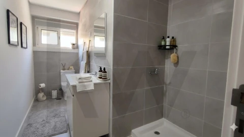 Apartamento T2 para Venda em Almada, Cova da Piedade, Pragal e Cacilhas