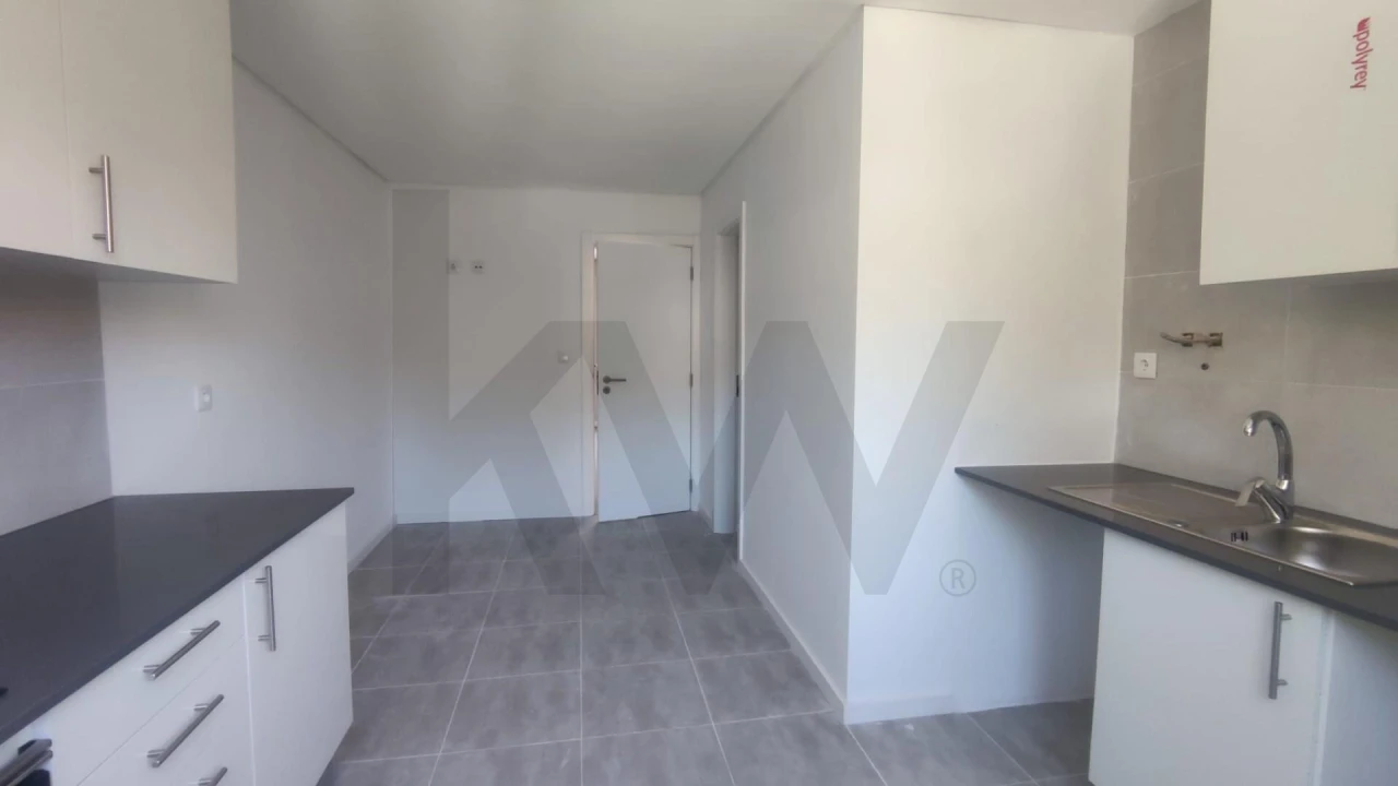 Apartamento T2 para Venda em Almada, Cova da Piedade, Pragal e Cacilhas Foto 4