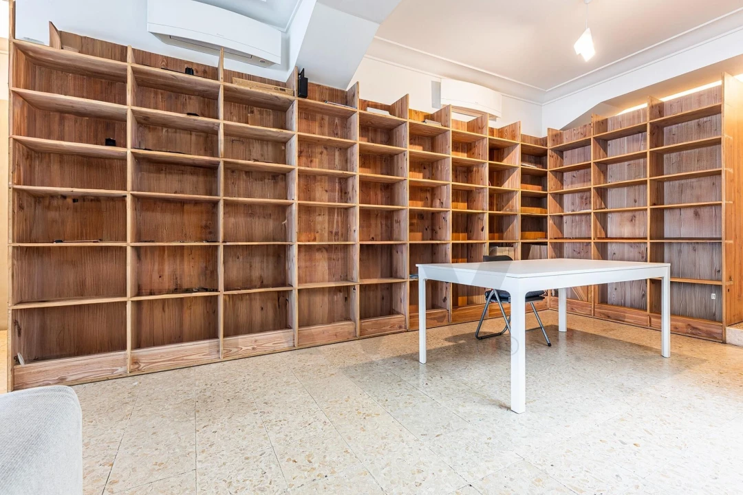 Apartamento T3 para Venda em Alvalade Foto 4