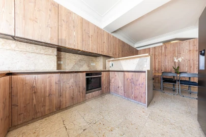 Apartamento T3 para Venda em Alvalade
