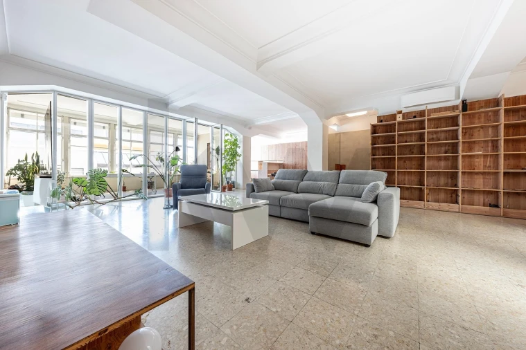 Apartamento T3 para Venda em Alvalade Foto 2