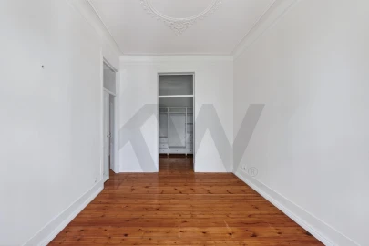 Apartamento T3 para Venda em Arroios
