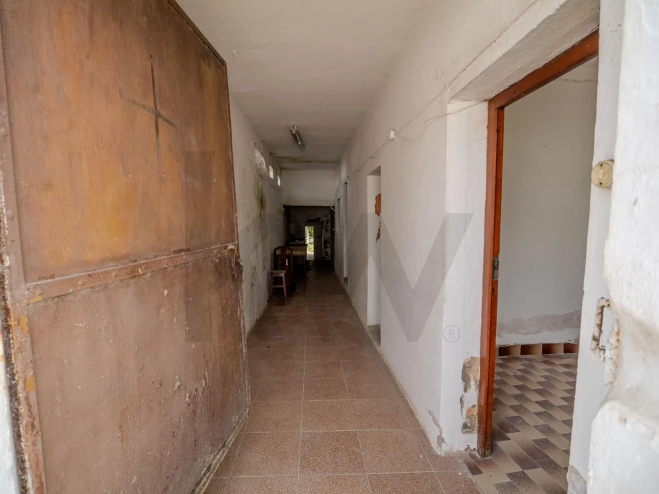 Moradia T2 para Venda em Vermelha Foto 12