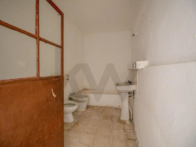 Moradia T2 para Venda em Vermelha Foto 9