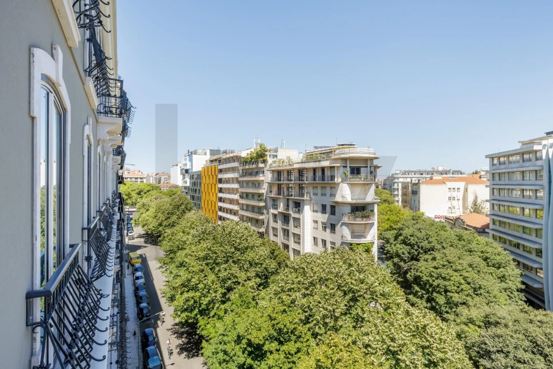 Apartamento T2 para Arrendamento em Avenidas Novas Foto 12