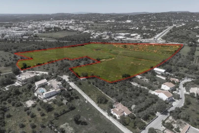 Terreno para Venda em Loule (São Clemente)