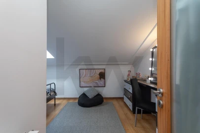 Apartamento T3 para Venda em Algueirão-Mem Martins