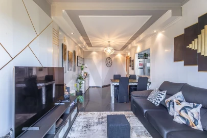 Apartamento T3 para Venda em Algueirão-Mem Martins