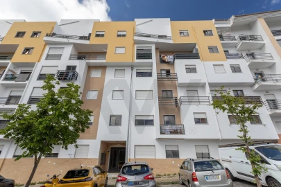 Apartamento T3 para Venda em Algueirão-Mem Martins