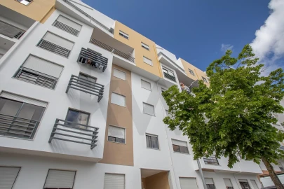 Apartamento T3 para Venda em Algueirão-Mem Martins