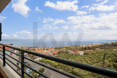 Apartamento T3 para Arrendamento em Caniço