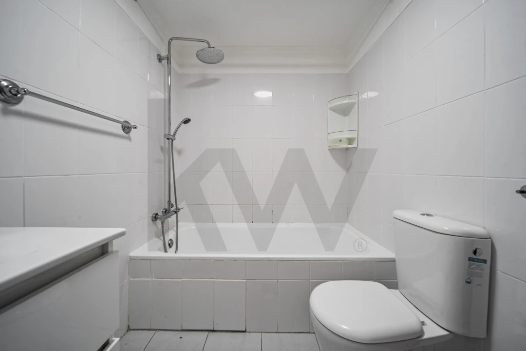 Apartamento T3 para Arrendamento em Caniço Foto 25