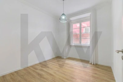 Apartamento T5 para Venda em Arroios