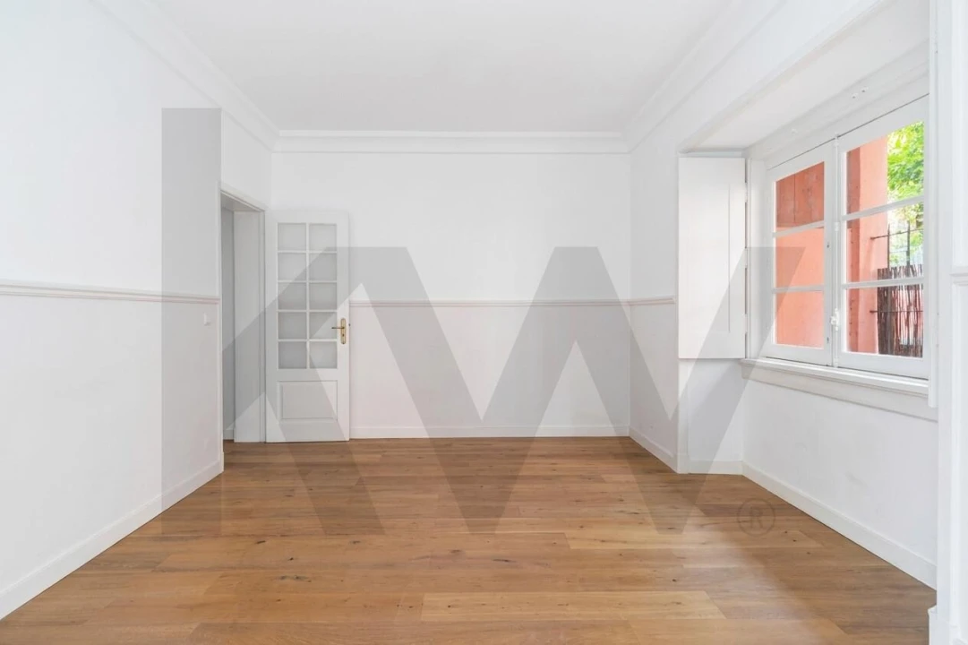 Apartamento T5 para Venda em Arroios Foto 10