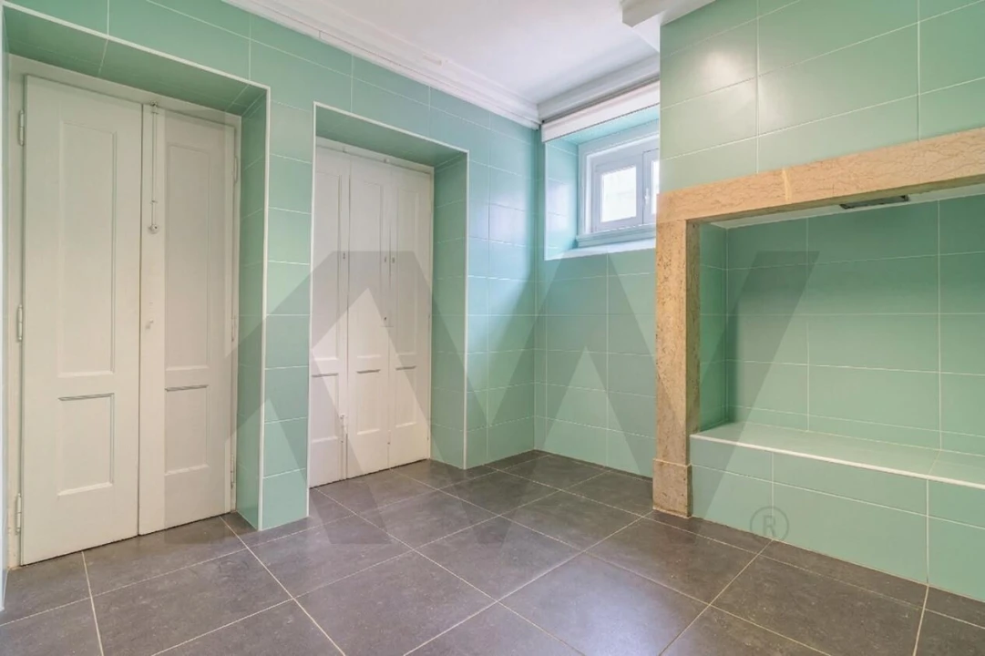 Apartamento T5 para Venda em Arroios Foto 14