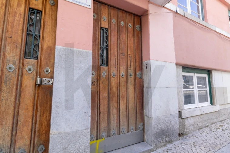Apartamento T5 para Venda em Arroios Foto 26