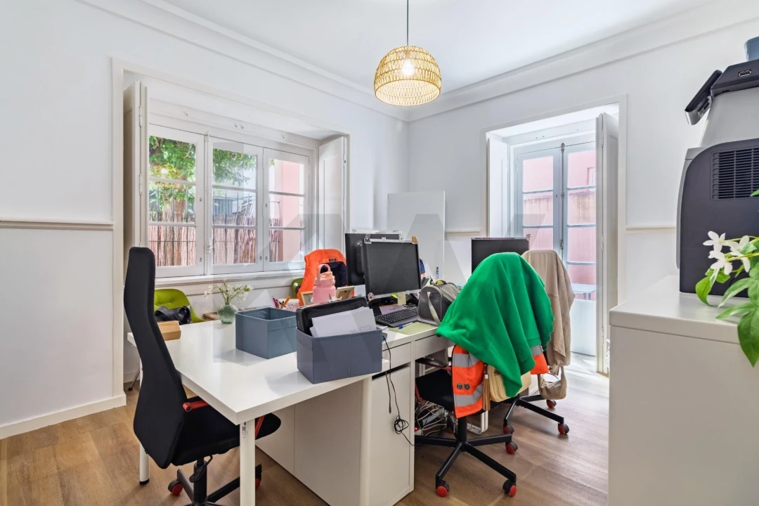 Apartamento T5 para Venda em Arroios Foto 8