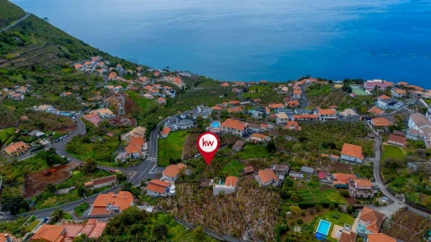 Terreno para Venda em Arco da Calheta
