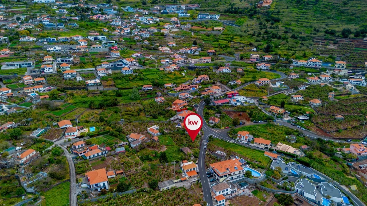 Terreno para Venda em Arco da Calheta Foto 15