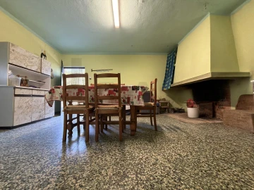 Quinta T3 para Venda em Vale de Prazeres e Mata da Rainha