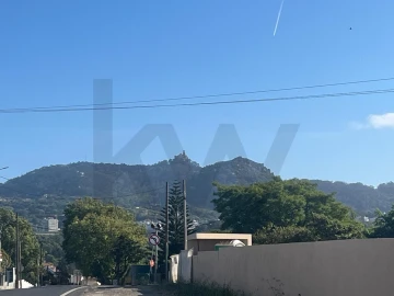 Terreno para Venda em São João das Lampas e Terrugem