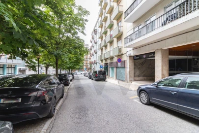 Apartamento T1 para Venda em Avenidas Novas