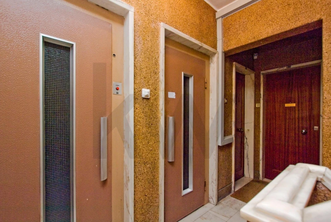 Apartamento T1 para Venda em Avenidas Novas Foto 19