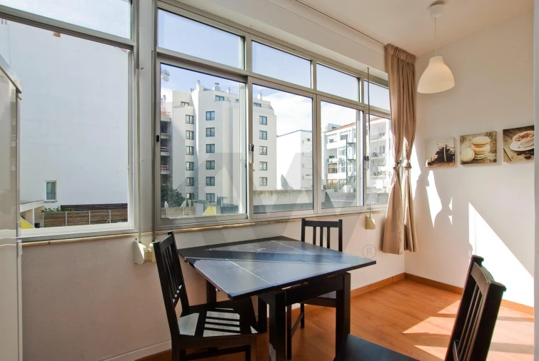 Apartamento T1 para Venda em Avenidas Novas Foto 8