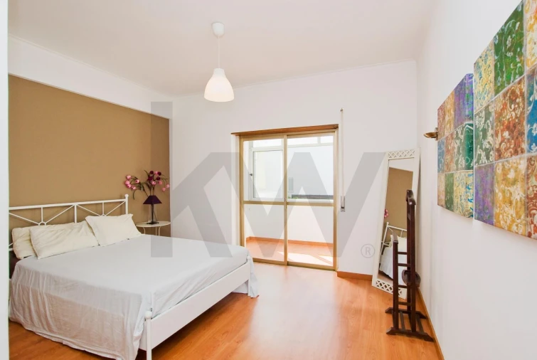 Apartamento T1 para Venda em Avenidas Novas Foto 5